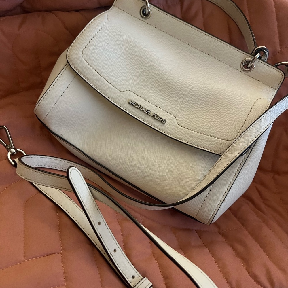 Michael Kors White Handbag/Cross body - Picture 4 of 4
